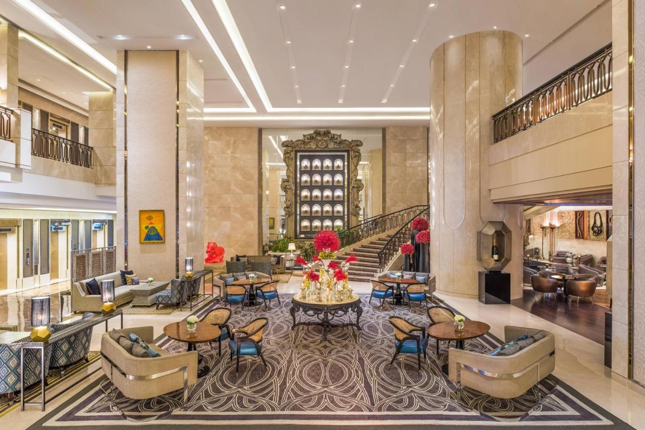 The St. Regis Mumbai Hotell Eksteriør bilde The lobby of the hotel