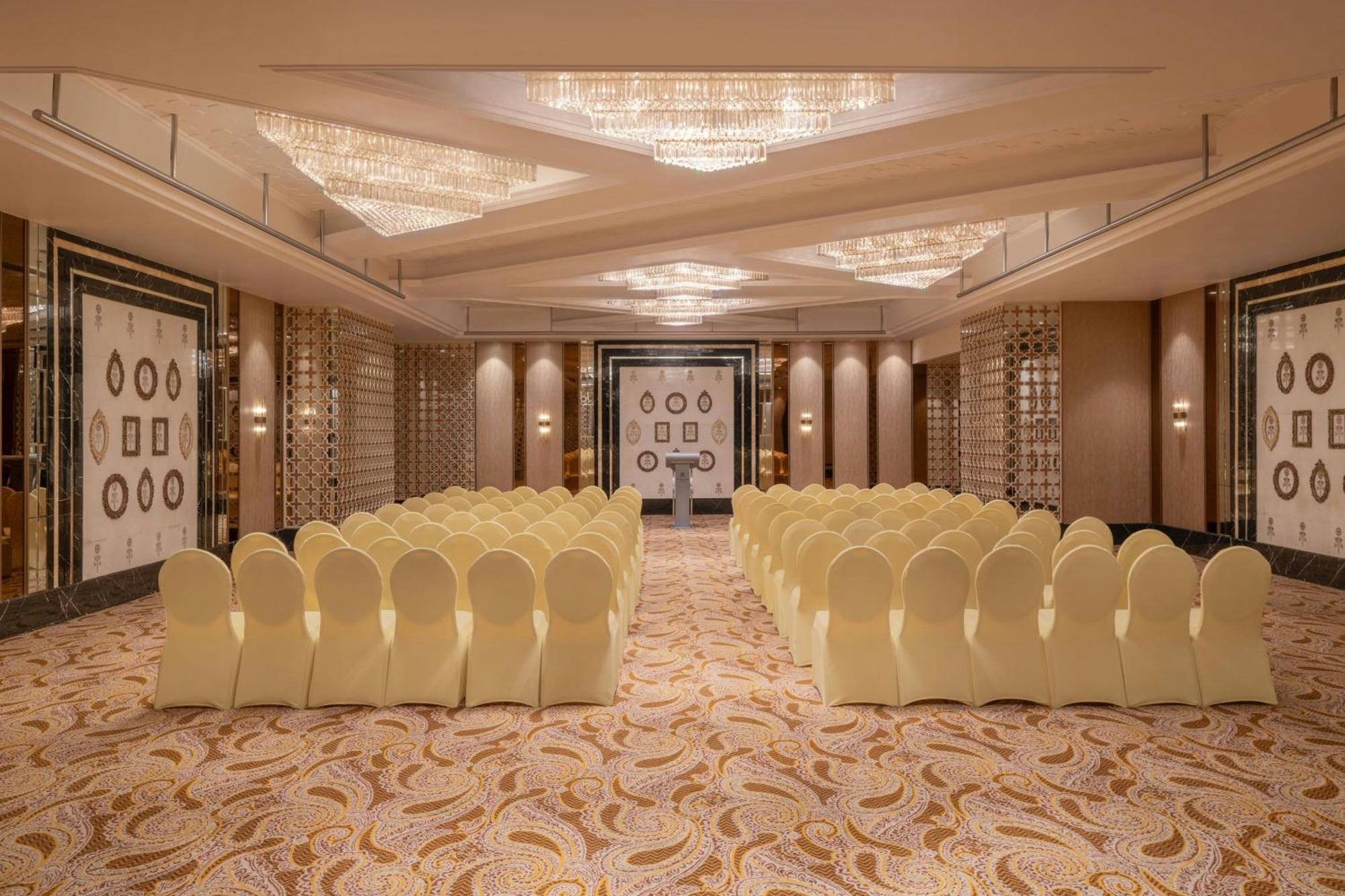 The St. Regis Mumbai Hotell Eksteriør bilde The ballroom
